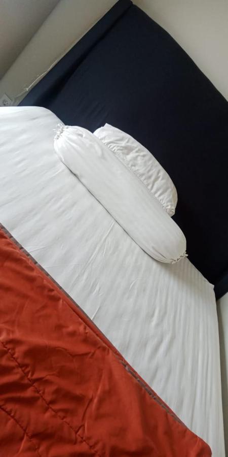 Apartemen Springlake Summarecon Bekasi Buitenkant foto