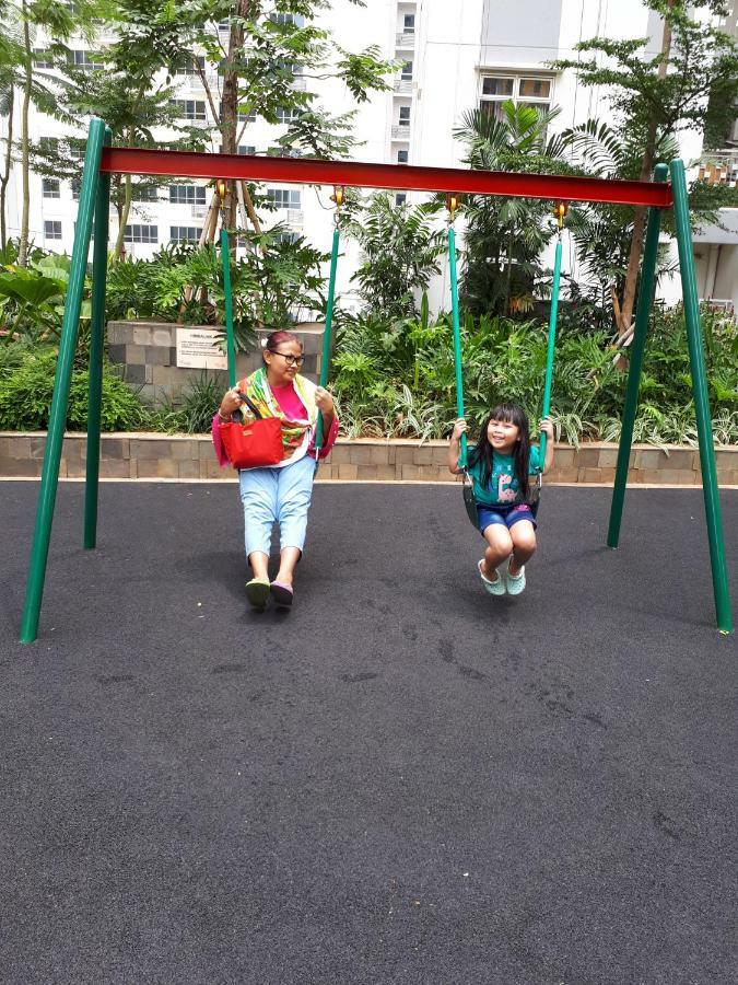 Apartemen Springlake Summarecon Bekasi Buitenkant foto